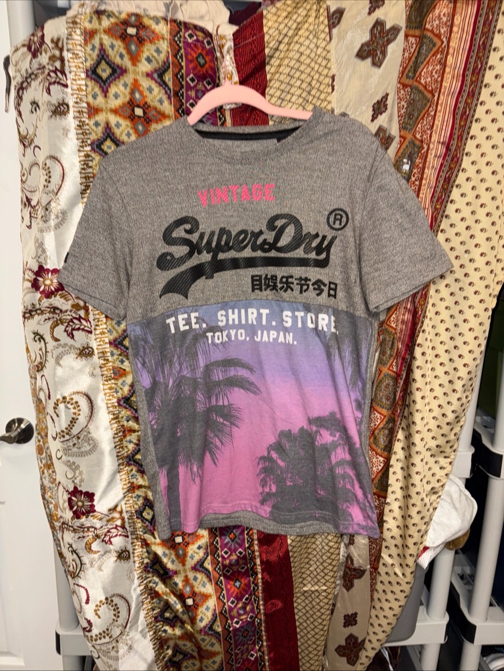 VTG graphic vintage SuperDry goods tee. Shirt. Store. M British Tokyo Japan